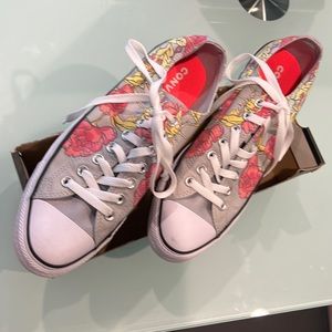 Converse sneakers, Men’s Sz 10